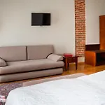 Отель Polonia
