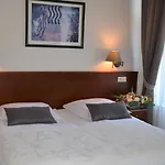 Polonia Otel 3*