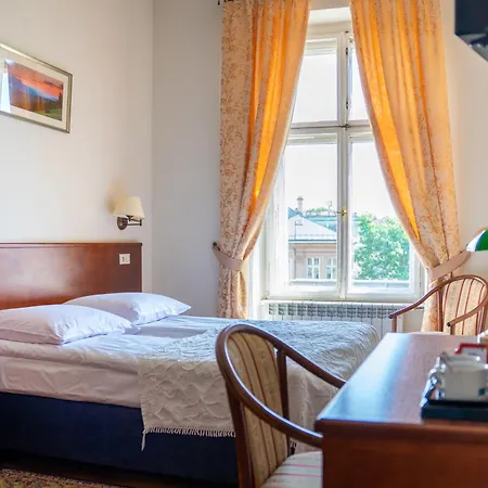 Polonia Hotel