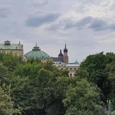 Polonia Szálloda 3*