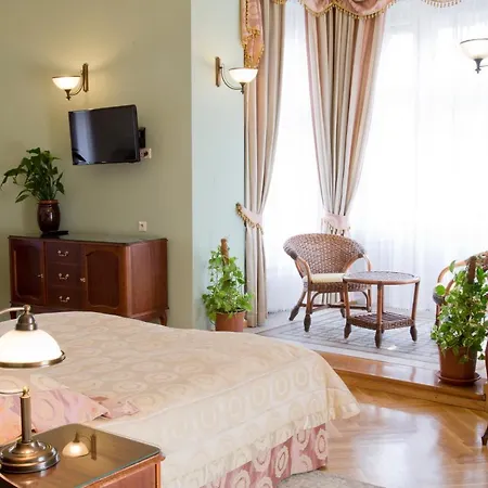 Szálloda Polonia 3*