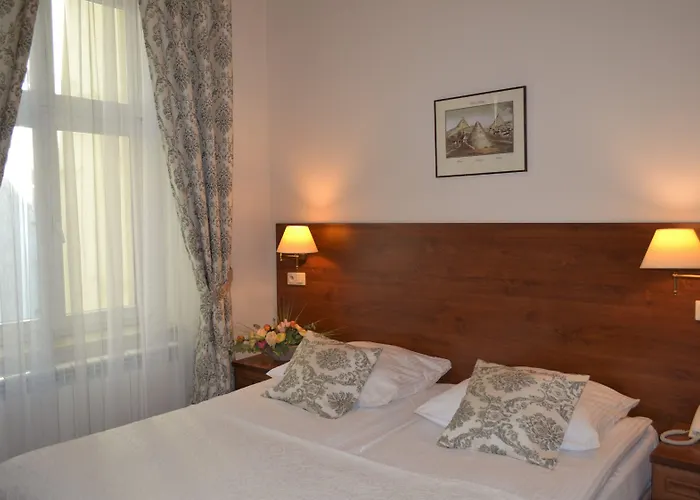 Polonia Hotel 3*